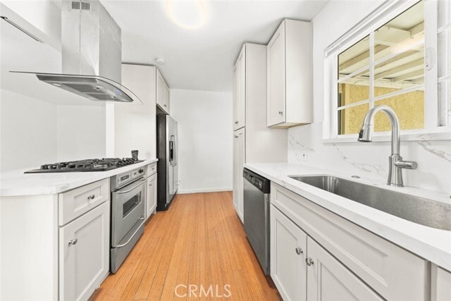 Building Photo - 19148 Saticoy St