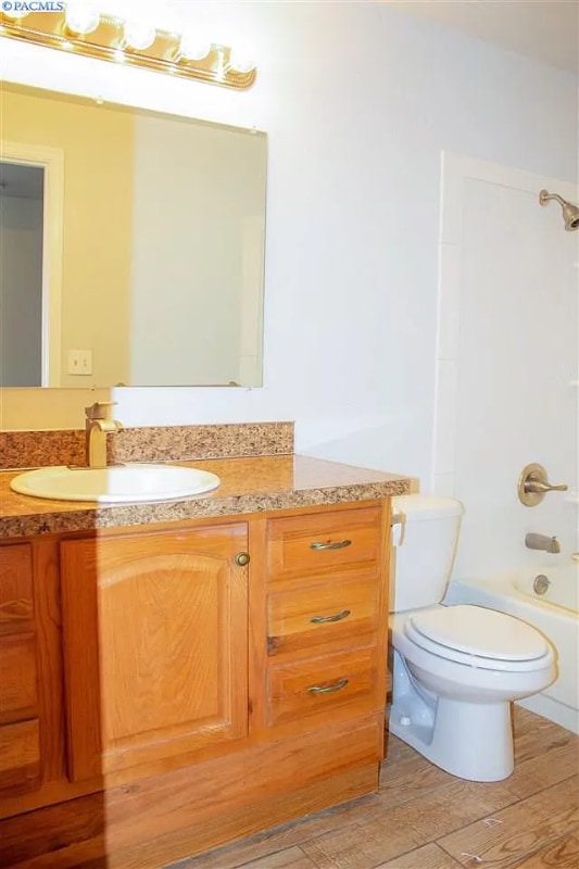 Building Photo - 1109 W 14th Ave