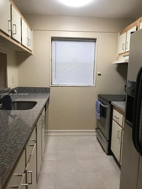 Building Photo - 6031 Shaker Wood Cir