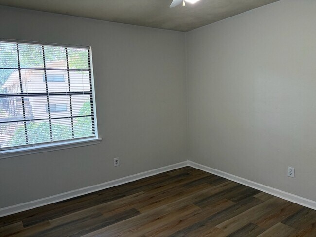 Building Photo - 220 Atkinson Drive - C