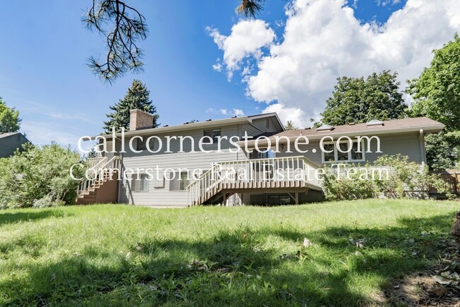 Building Photo - 3427 Clubheights Dr