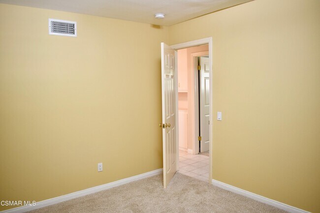 Building Photo - 26033 Adamor Rd