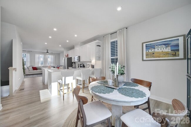 Building Photo - 6120 Station Crossing Ave