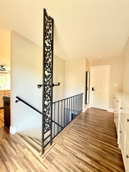 Building Photo - 1601 27th Ave