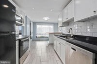 Building Photo - 549 Florida Ave