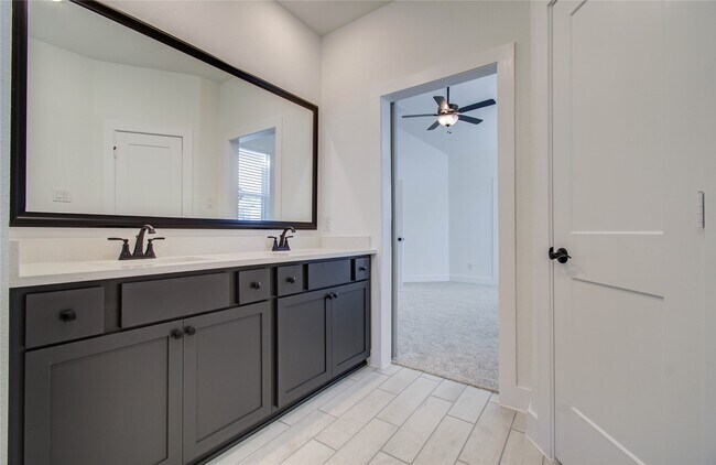 Building Photo - 15110 Dry Crk Jct Pl