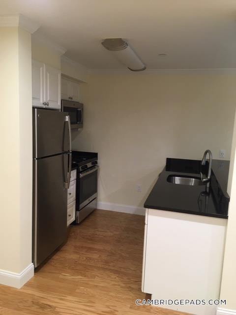 Building Photo - 22 Chauncy St