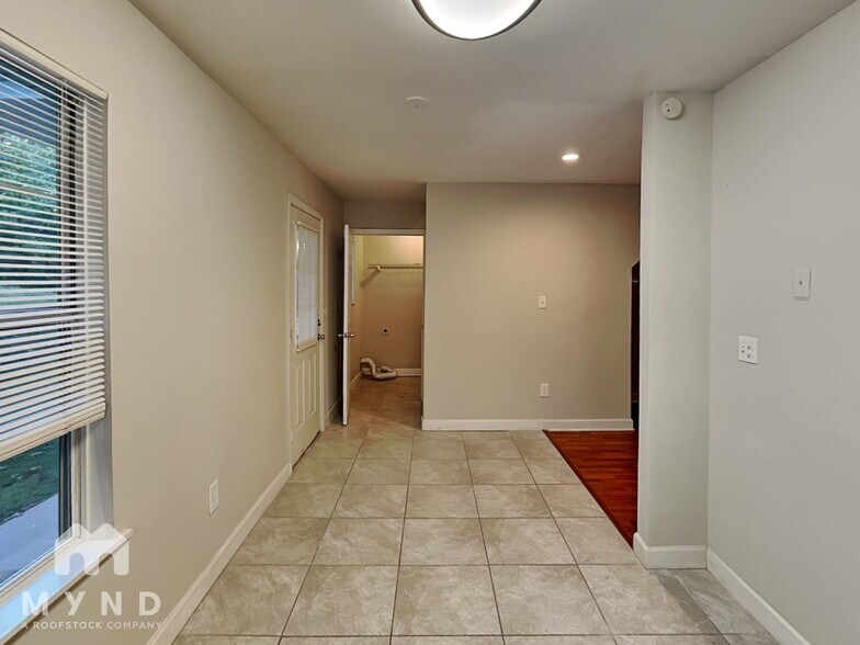 Building Photo - 1781 Jimmy Dodd Rd