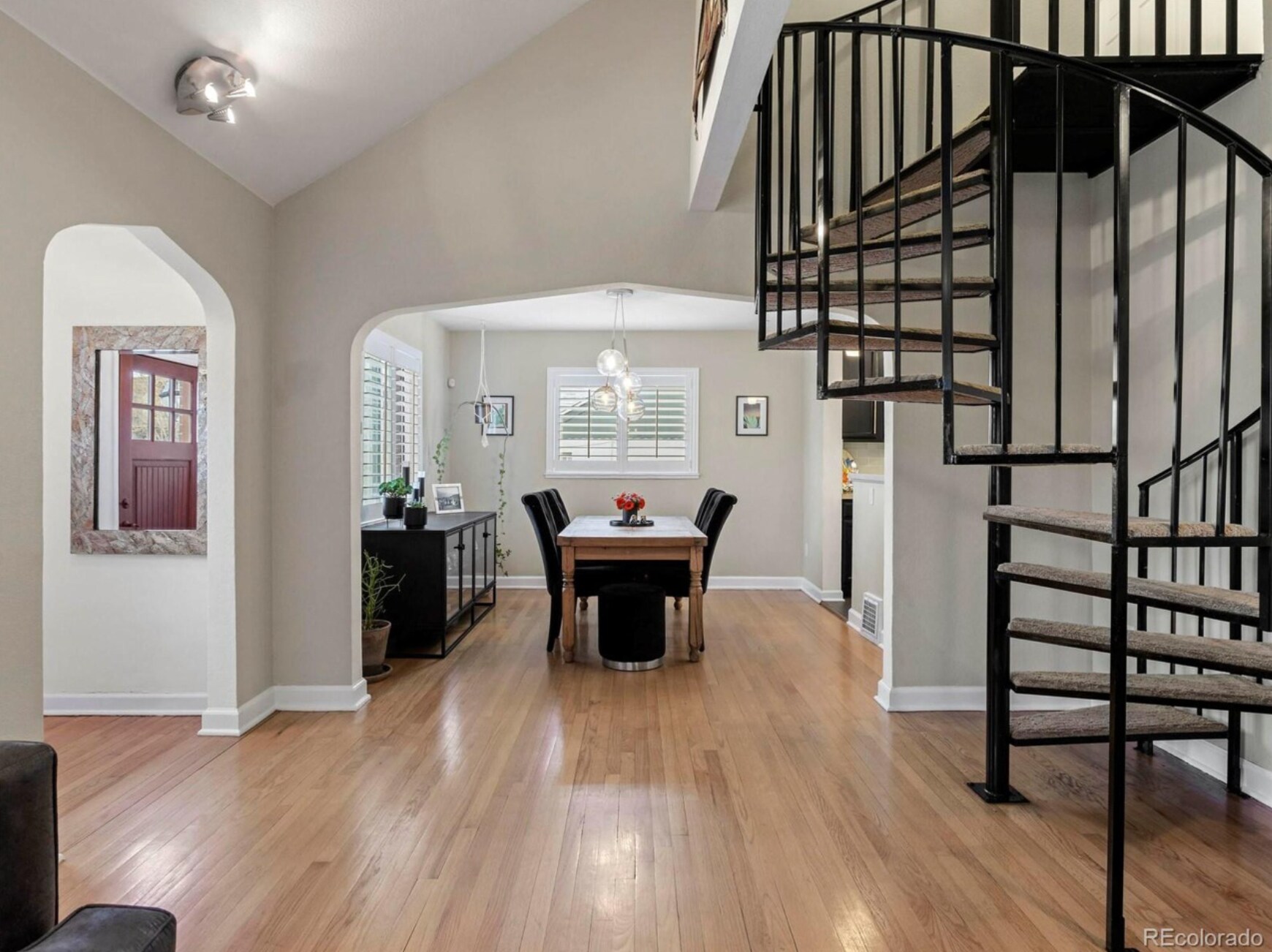 Building Photo - 2809 N Raleigh St