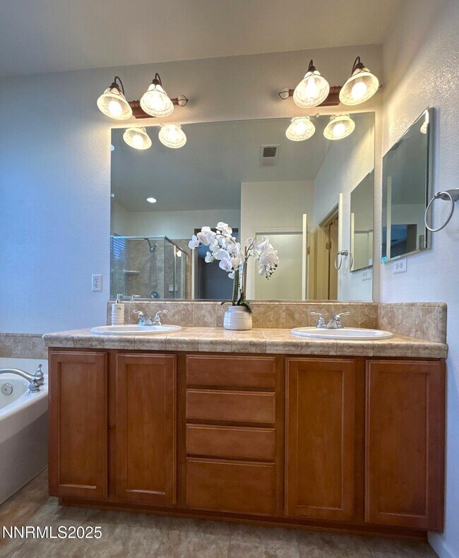 Building Photo - 7150 Provence Cir