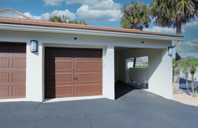 Building Photo - 4161 S US Hwy 1