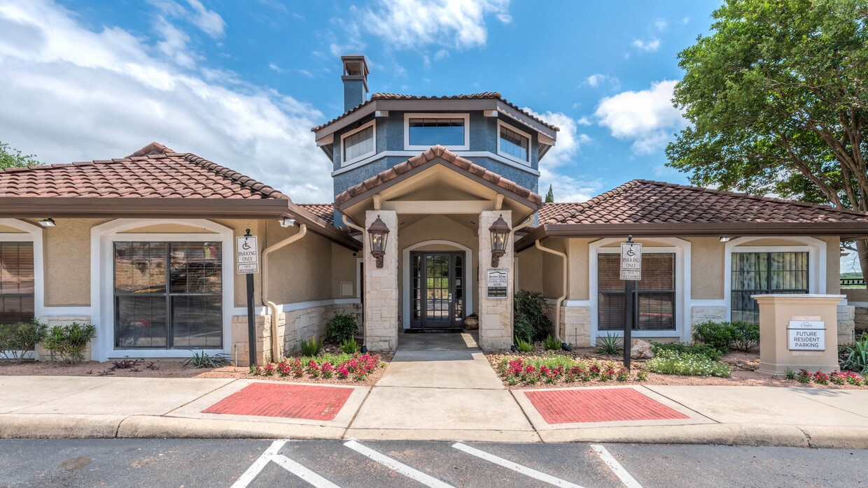 Sendero Ridge Apartment Homes San Antonio