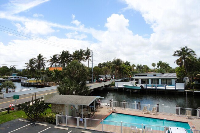 Building Photo - 2020 Terra Mar Dr