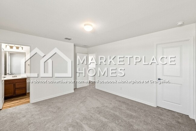 Building Photo - 400 Horizon Pointe