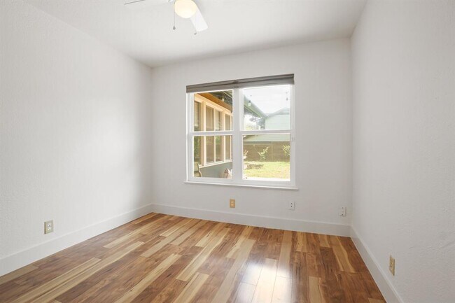 Building Photo - 8507 Spearman Dr