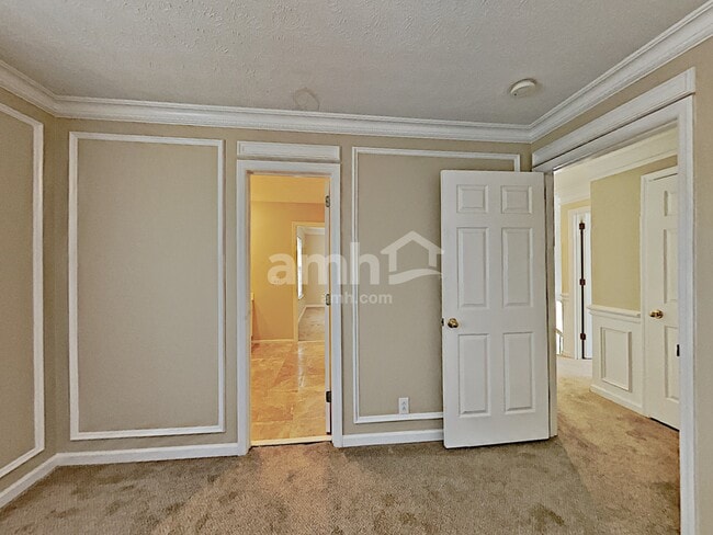 Building Photo - 107 Edgewater Pl