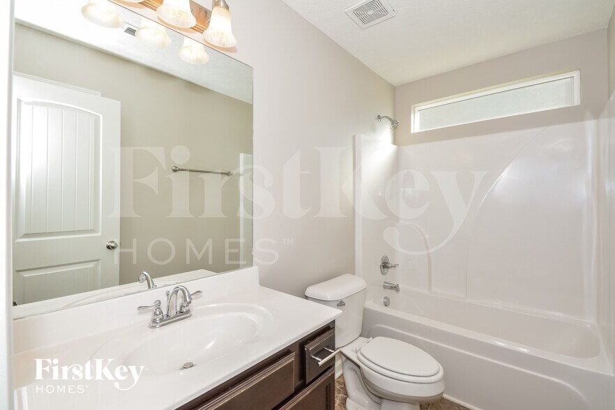 Building Photo - 1623 Alysheba Run