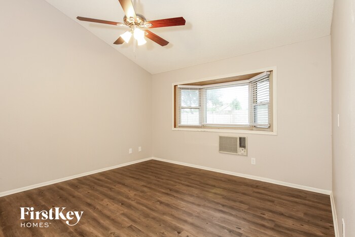 Building Photo - 13269 N 56th Ave
