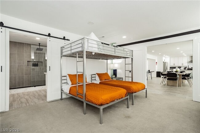 Building Photo - 1913 Birch St