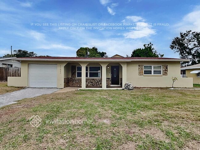 Building Photo - 11483 76th Ave N