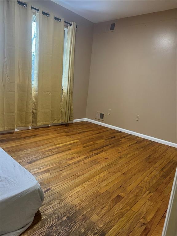 Building Photo - 359 Netherland Ave