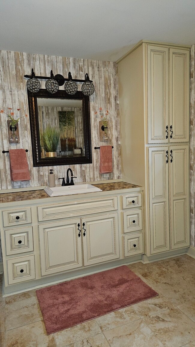 Building Photo - 69886 Krontz Rd