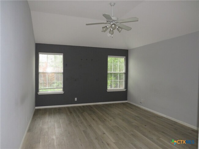 Building Photo - 18913 Leigh Ln