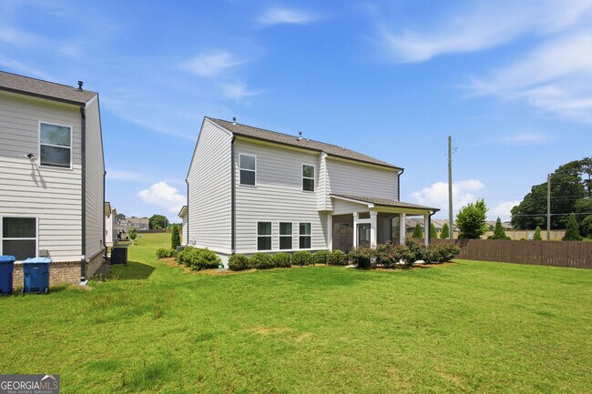 Building Photo - 2700 Westgate Park Dr