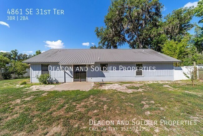 Building Photo - 4861 SE 31st Terrace