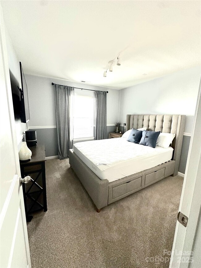 Building Photo - 16732 Prairie Falcon Ln