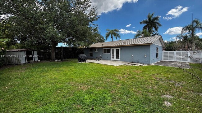 Building Photo - 14799 SW 71st Ln