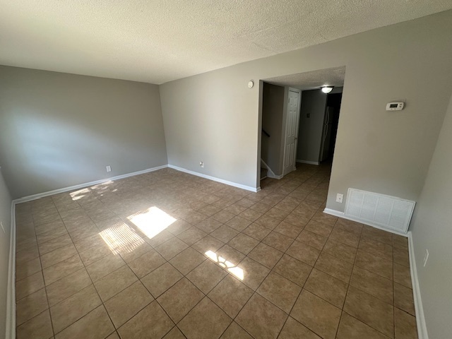 Building Photo - 3925 Overland Hts