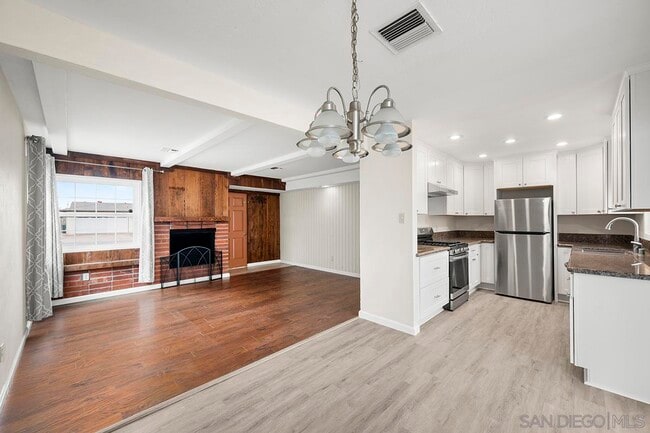 Building Photo - 4148 Cole Way