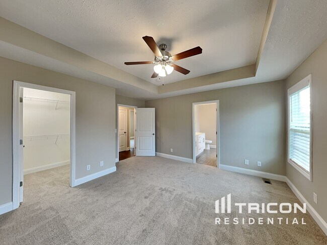 Building Photo - 184 Fieldstone Ln