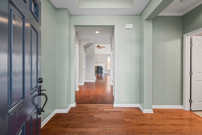 Building Photo - 10777 White Dogwood Dr