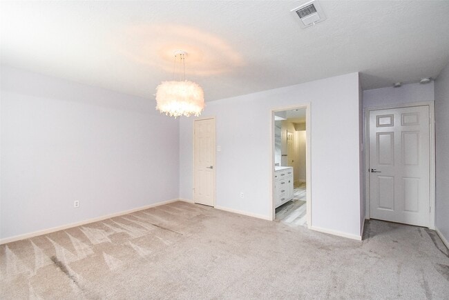 Building Photo - 755 Last Arrow Dr