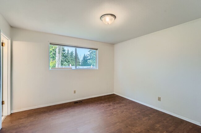 Building Photo - 4012 S 288th St