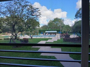 Building Photo - 1300 St Charles Pl