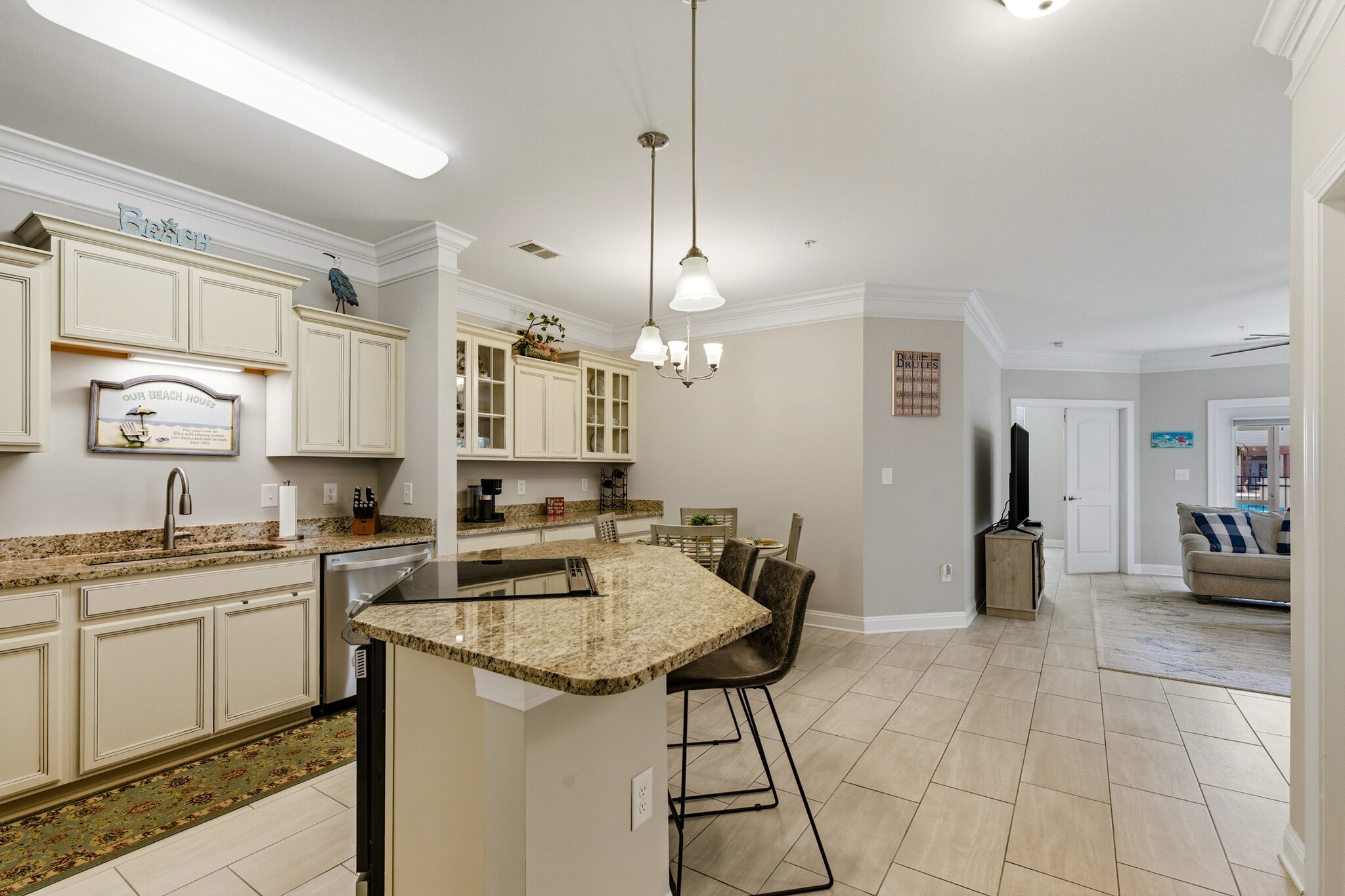 Building Photo - 150 Ella Kinley Cir