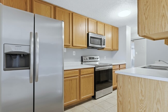 Building Photo - 2225 Buchtel Blvd S