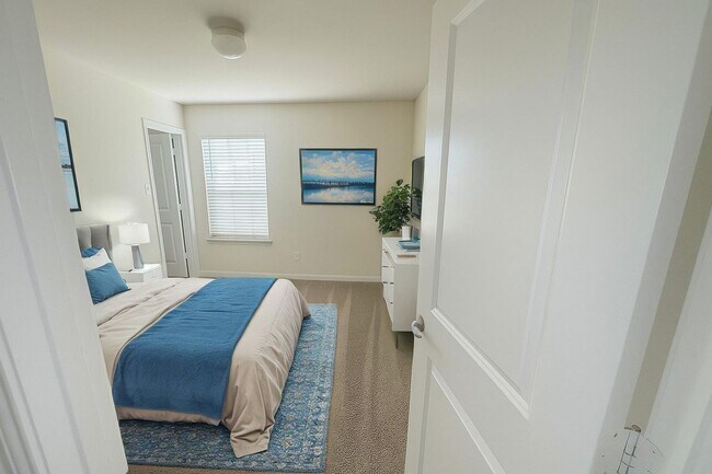 Building Photo - Beautiful 3-Bedroom Modern Home with Cover...