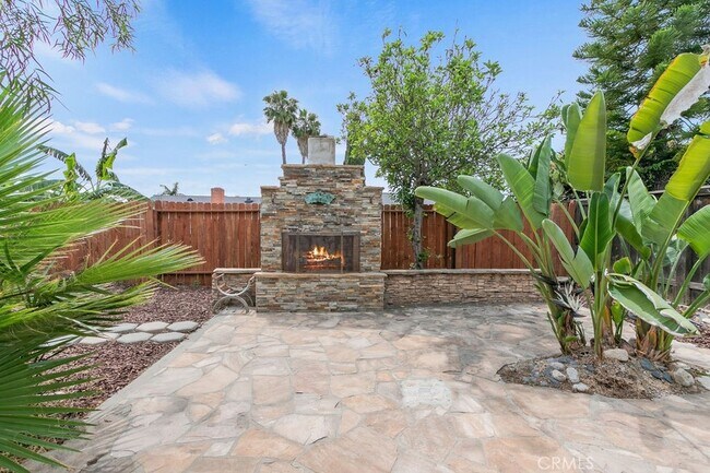 Building Photo - 24031 Olivera Dr