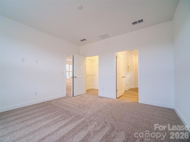 Building Photo - 1535 Pebble Shr Ln