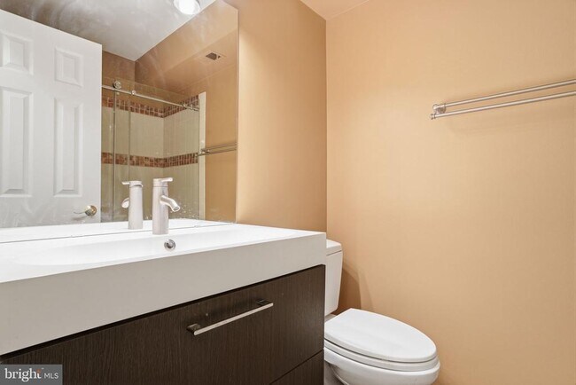 Building Photo - 4016 Barry Ct