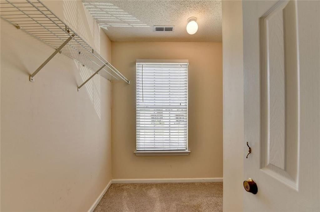 Building Photo - 310 Azalea Cir