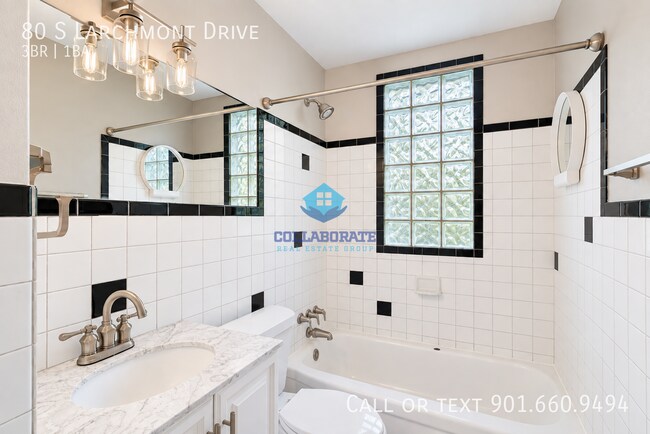 Building Photo - 80 S Larchmont Dr