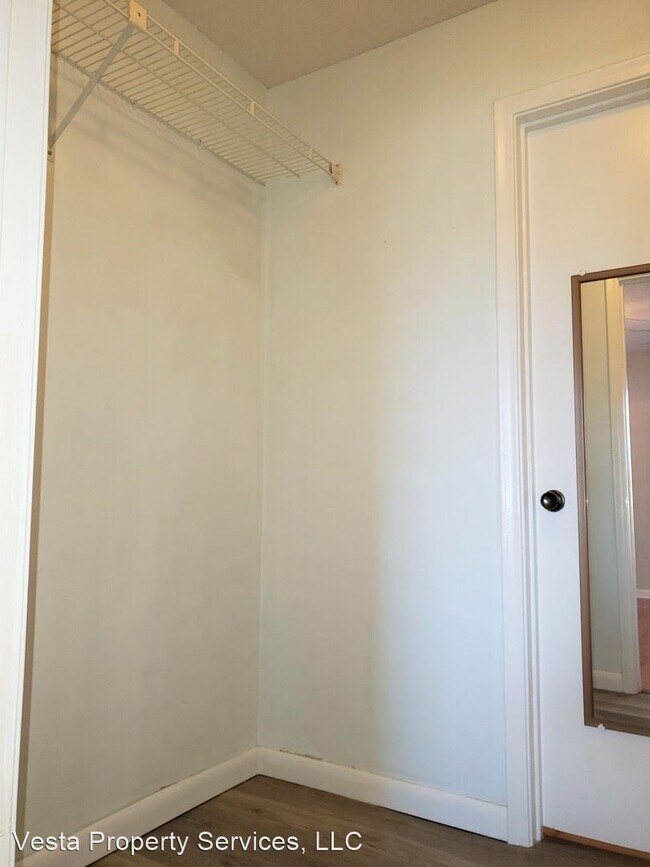 Building Photo - 1 br, 1 bath House - 2826 SW 14th Drive