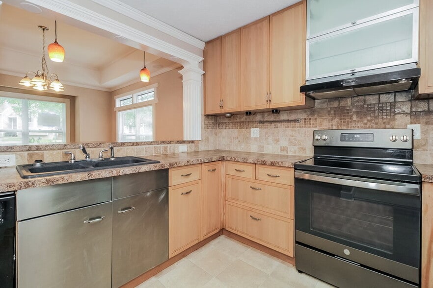 Building Photo - 4275 Cabretta Dr SE