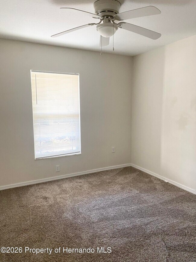 Building Photo - 5635 Pillar Ave