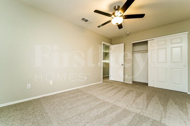 Building Photo - 7741 E Calle Bien Nacida